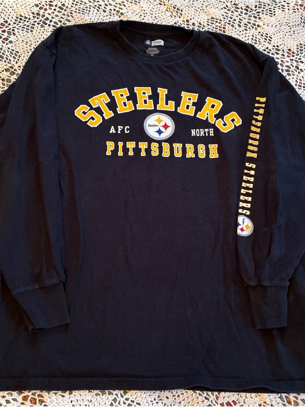NFL Team Apparel Steelers AFC North Men’s XL  Long Sleeve Black Graphic Tee